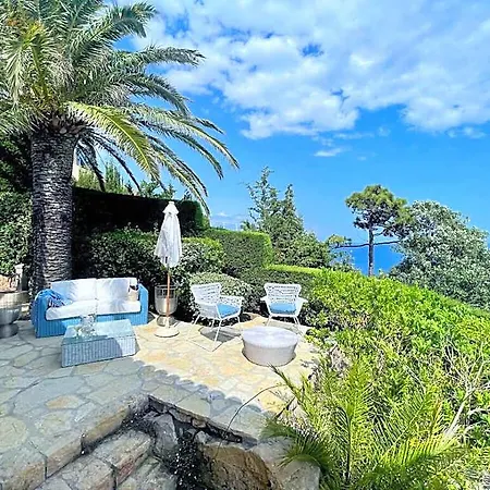 Otel Voisins Palais Bulles