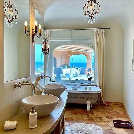 Voisins Palais Bulles 2*