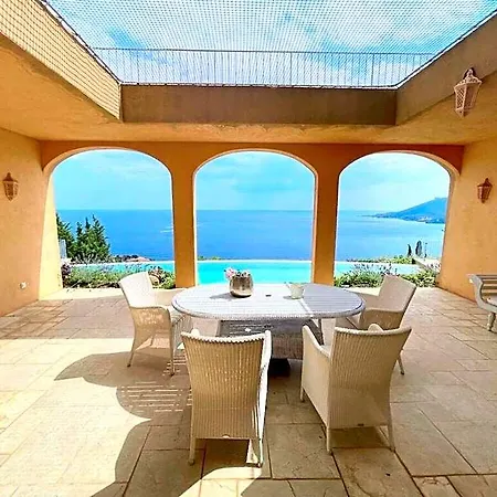 Voisins Palais Bulles 2* Théoule-sur-Mer